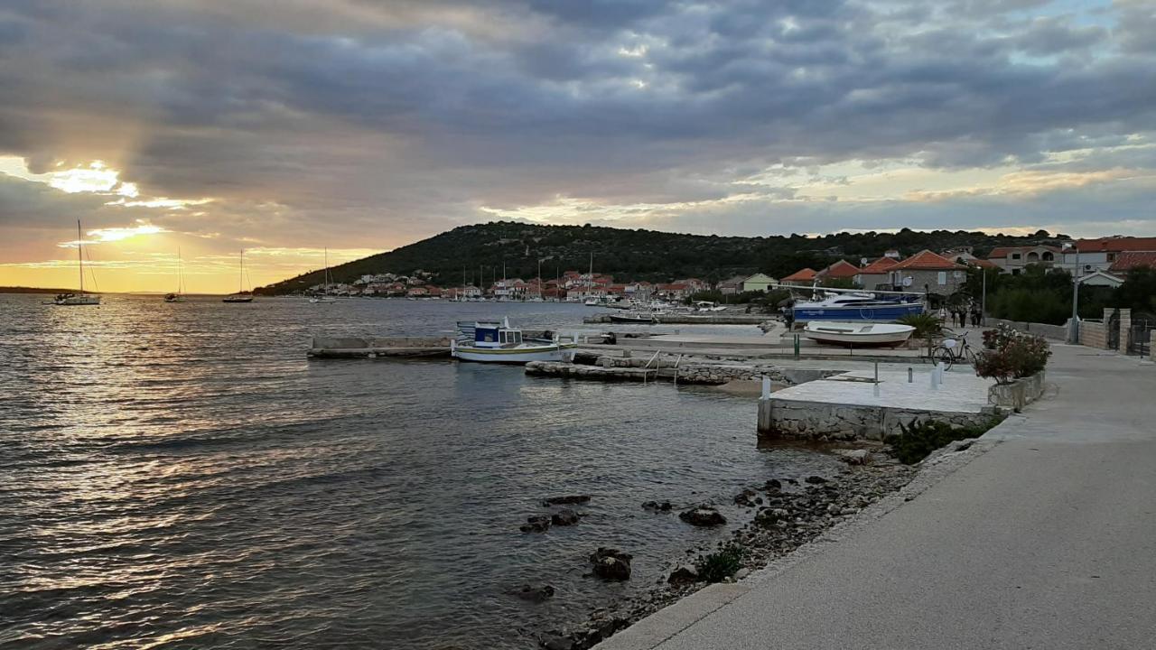 Apartmani Vukovic Kaprije Εξωτερικό φωτογραφία
